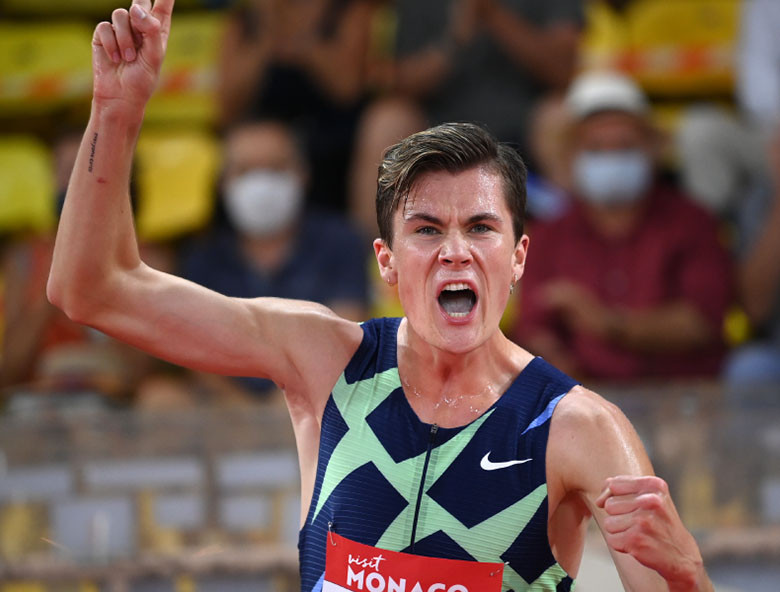 Futásteljesítmények összehasonlítása kor és nem alapján